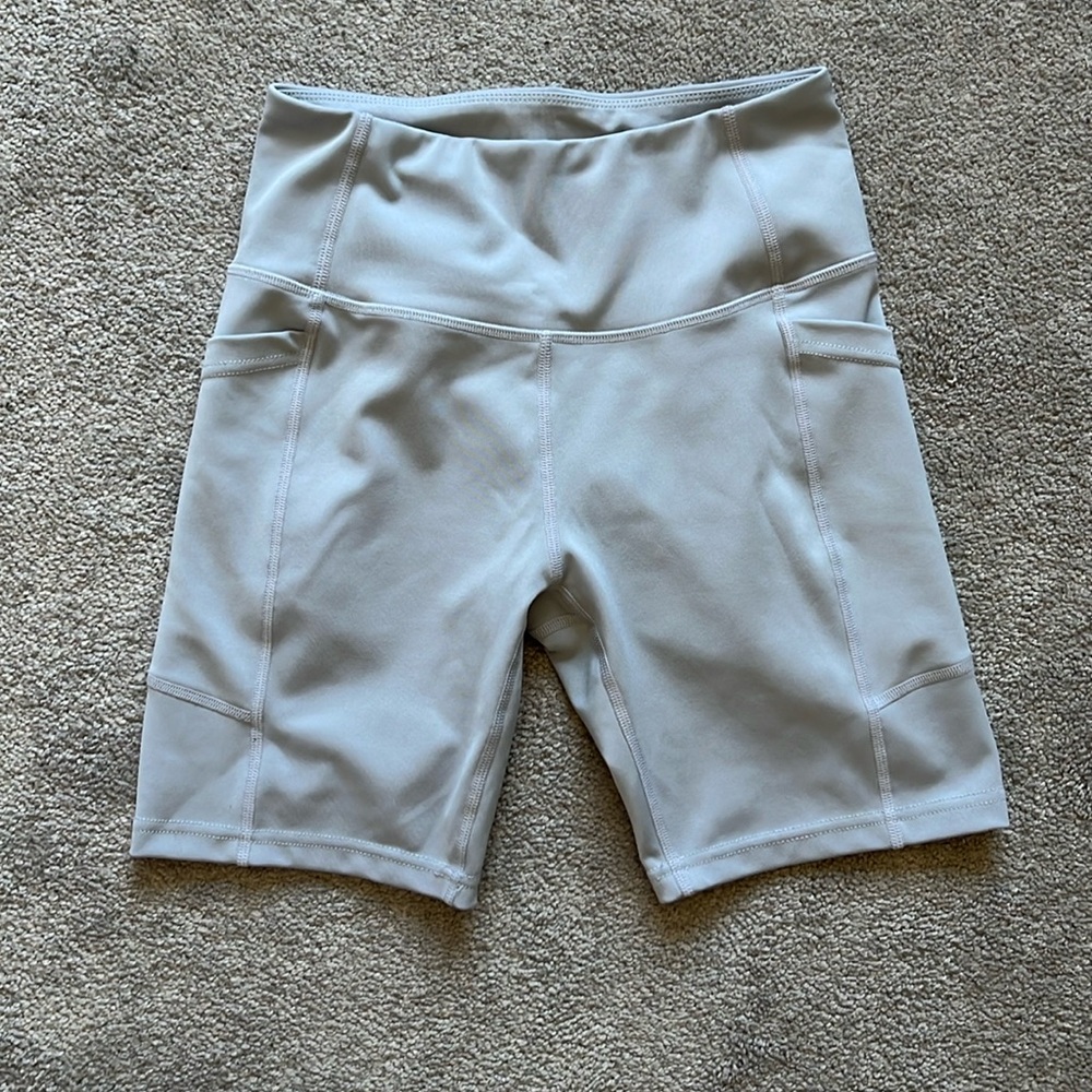 Women's Nicole Miller High Rise Biker Shorts | Size: S